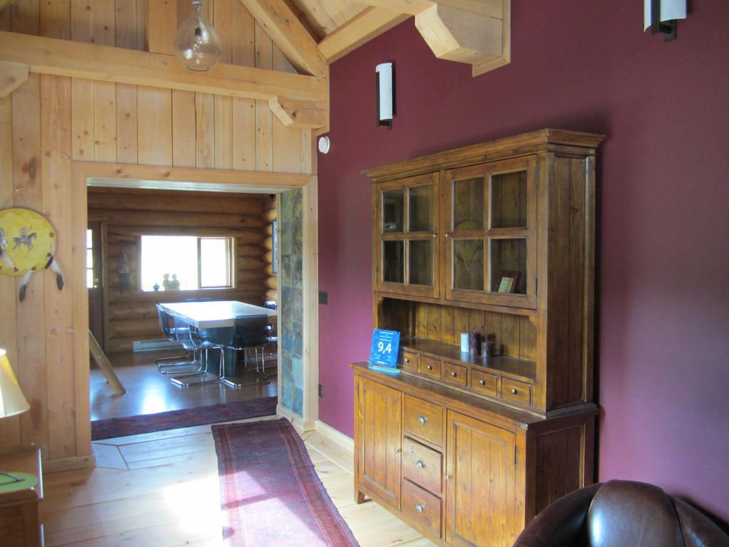 Ldr Lodge - Last Dollar Ranch Smithers Ruang foto