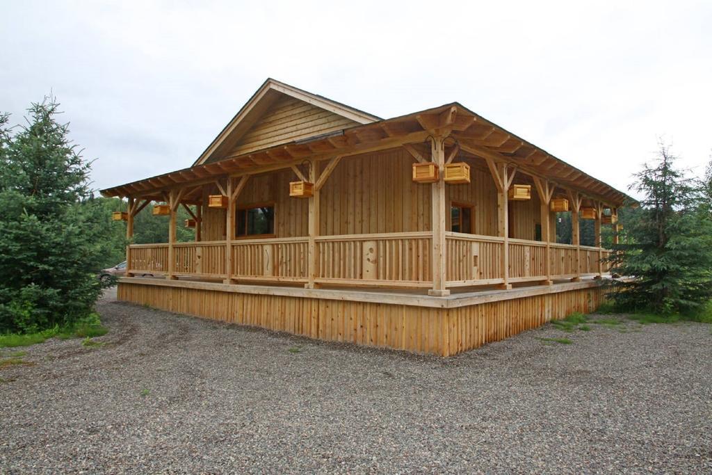 Ldr Lodge - Last Dollar Ranch Smithers Bagian luar foto